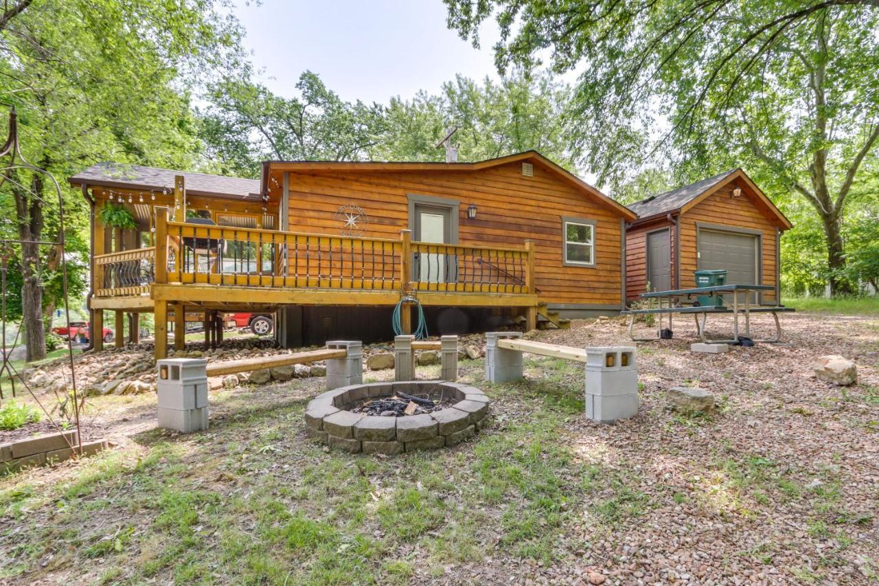 Warsaw Cabin With Sunroom And Lake Access! Exterior photo